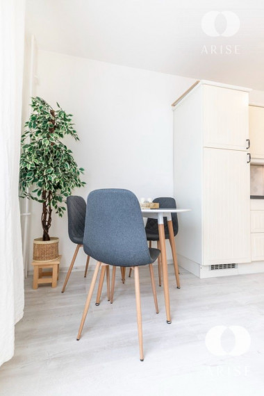 PREDANÉ! ÚTULNÝ, S CITOM ZARIADENÝ 2 izbový