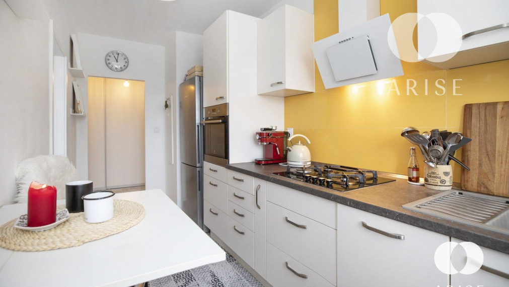 PREDANÉ!  Príjemný 3 izbový byt v Bratislave- Karlová Ves.