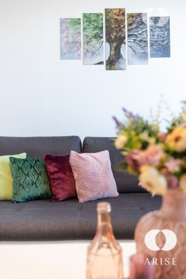 PREDANÉ! Príjemne svetlý byt s veľkou loggiou