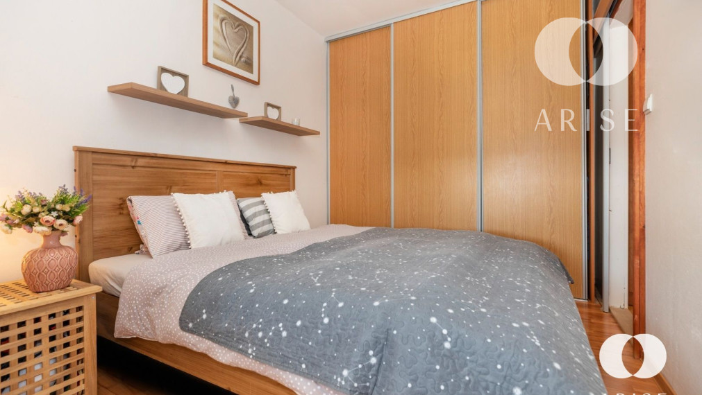 PREDANÉ! Príjemne svetlý byt s veľkou loggiou