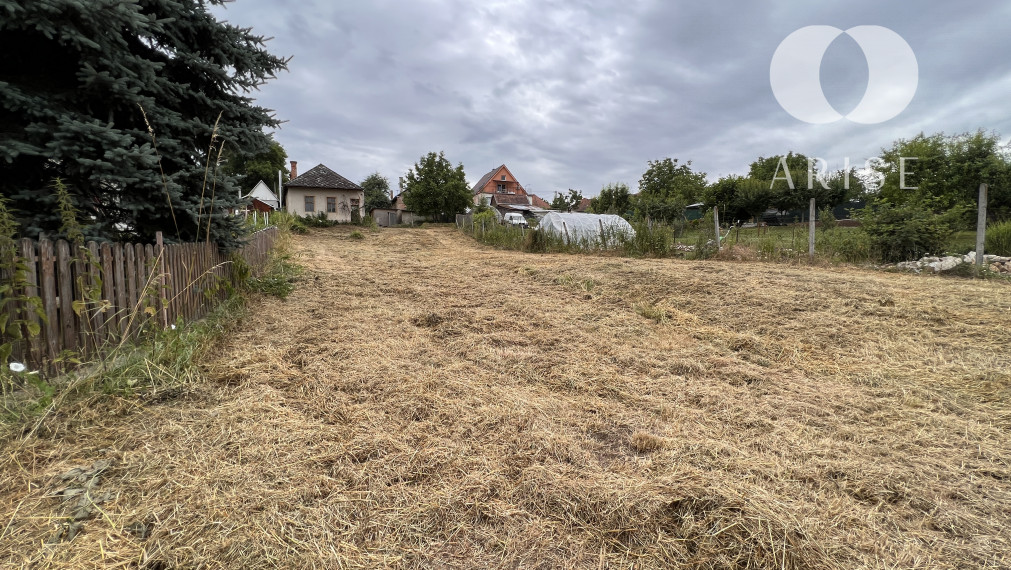 REZERVOVANÉ Pozemok s projektom na rodinný dom