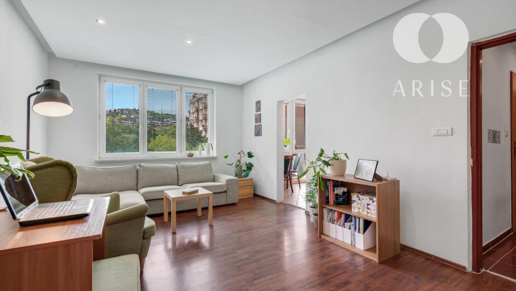 PREDANÉ !!! 2i byt v príjemnej lokalite.