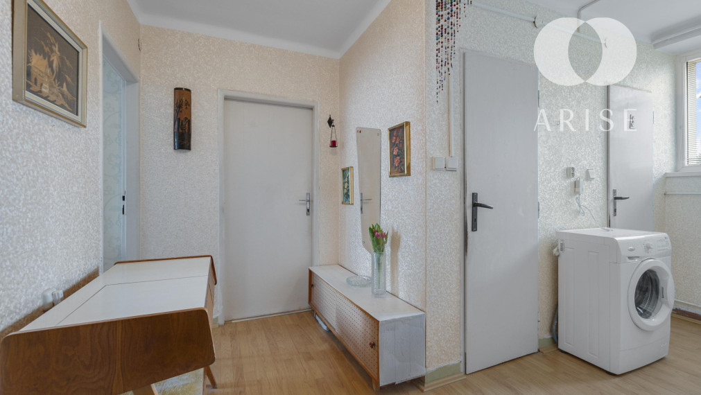 !!! PREDANÉ !!! 2- izbový byt s krásnym výhľadom!