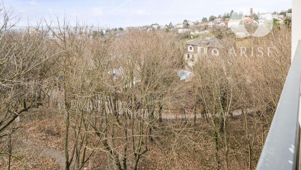 !!! PREDANÉ !!! 2- izbový byt s krásnym výhľadom!