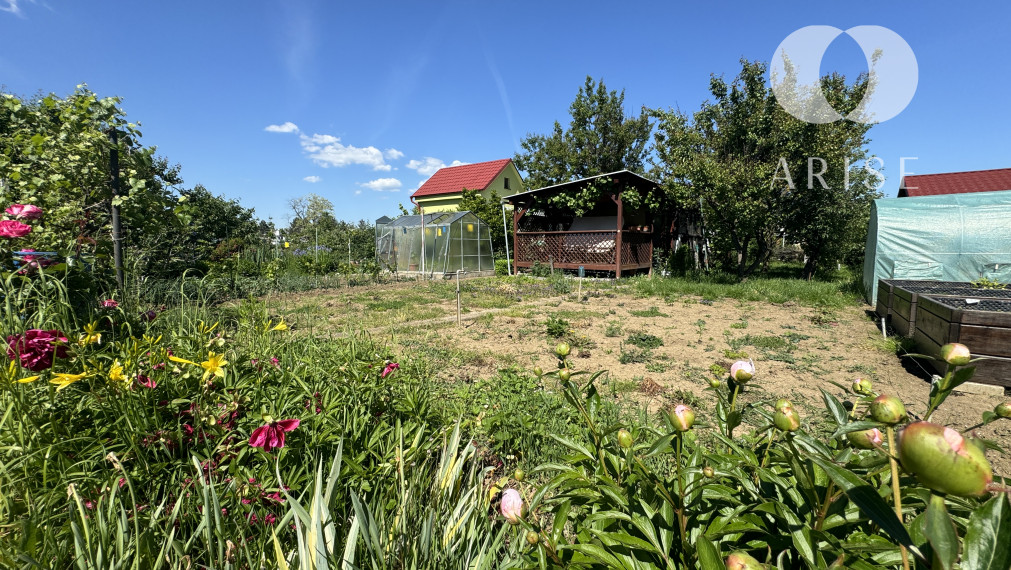 ARISE | Záhradná chatka s pozemkom na predaj v Partizánskom