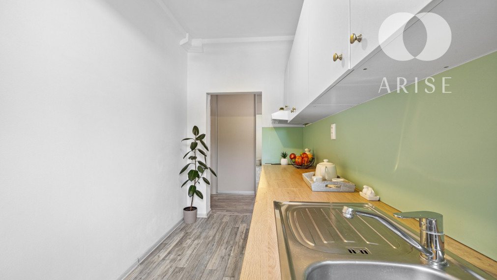 PREDANÉ! 1 izbový byt v Ružinove- Ostredky