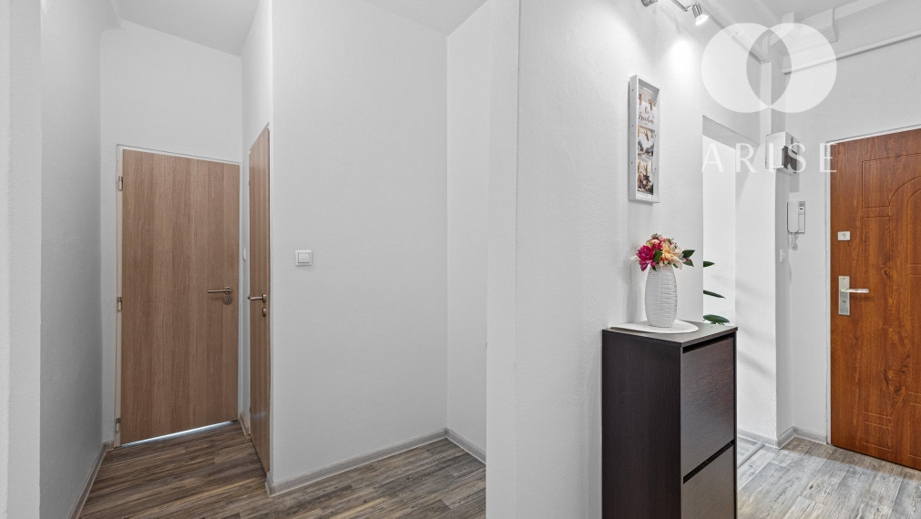 PREDANÉ! 1 izbový byt v Ružinove- Ostredky