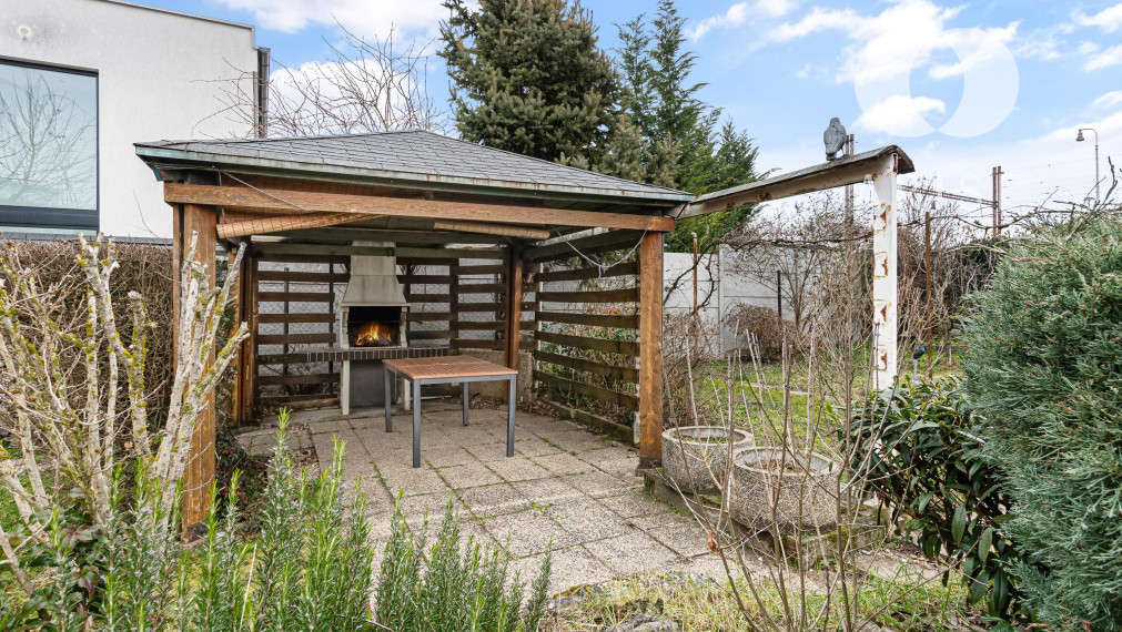 Rekreačná chata so súpisným číslom na predaj!