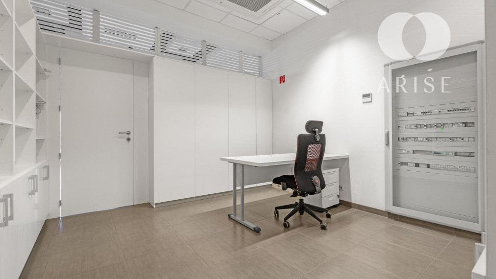 PRENAJATÉ! Obchodný priestor/ showroom na prenájom.