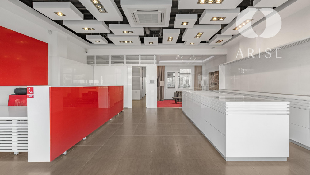 PRENAJATÉ! Obchodný priestor/ showroom na prenájom.