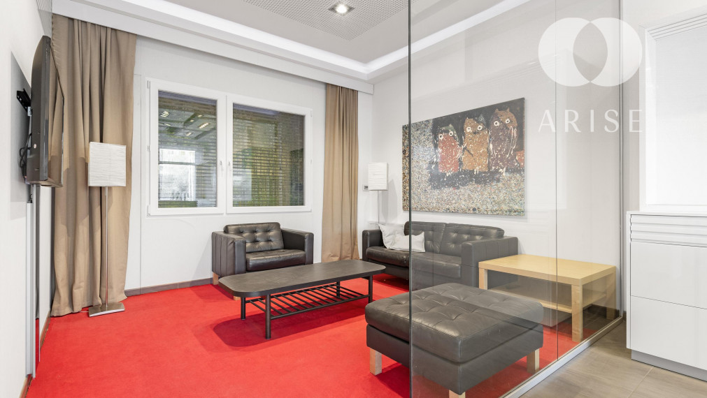 PRENAJATÉ! Obchodný priestor/ showroom na prenájom.