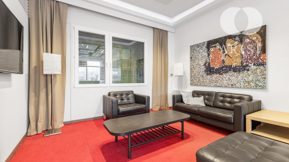 PRENAJATÉ! Obchodný priestor/ showroom na prenájom.