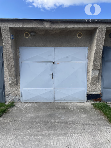 !REZERVOVANÉ!Ponúkame Vám na predaj garáž neďaleko centra mesta Partizánske