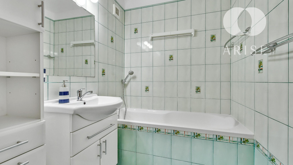 PREDANÉ! 3-izbový byt!