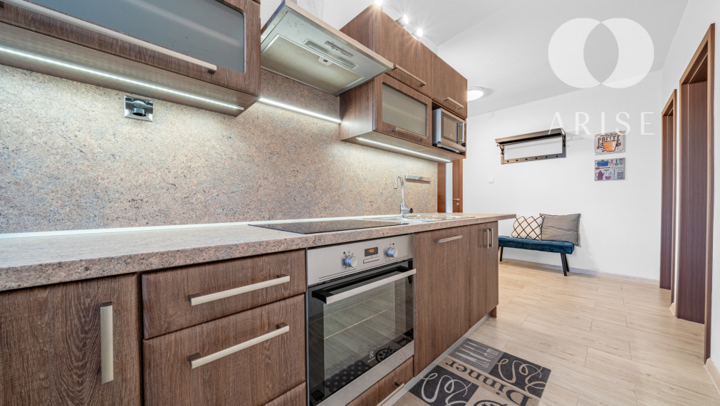 Na prenájom priestranný 3-izbový byt s balkónom v Ružinove – Exnárova ulica