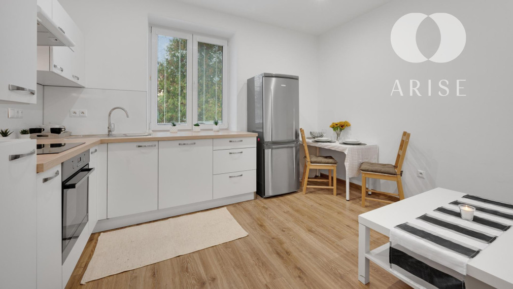 Na prenájom 2,5-izbový byt na Odborárskej ulici v Novom Meste