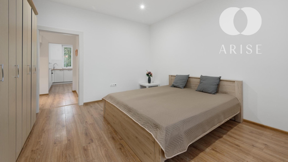 Na prenájom 2,5-izbový byt na Odborárskej ulici v Novom Meste