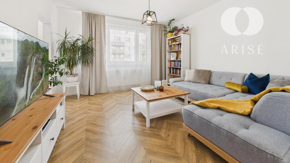 Na predaj moderný 3-izbový byt po rekonštrukcii pri lese.