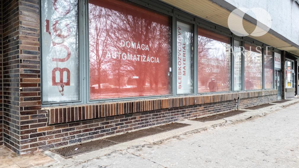 ARISE | Predaj obchodný a skladový priestor v Petržalke.