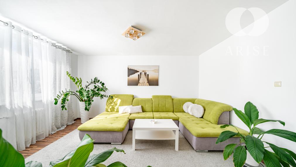 ARISE | Na prenájom svetlý 3-izbový byt s loggiou, Modra