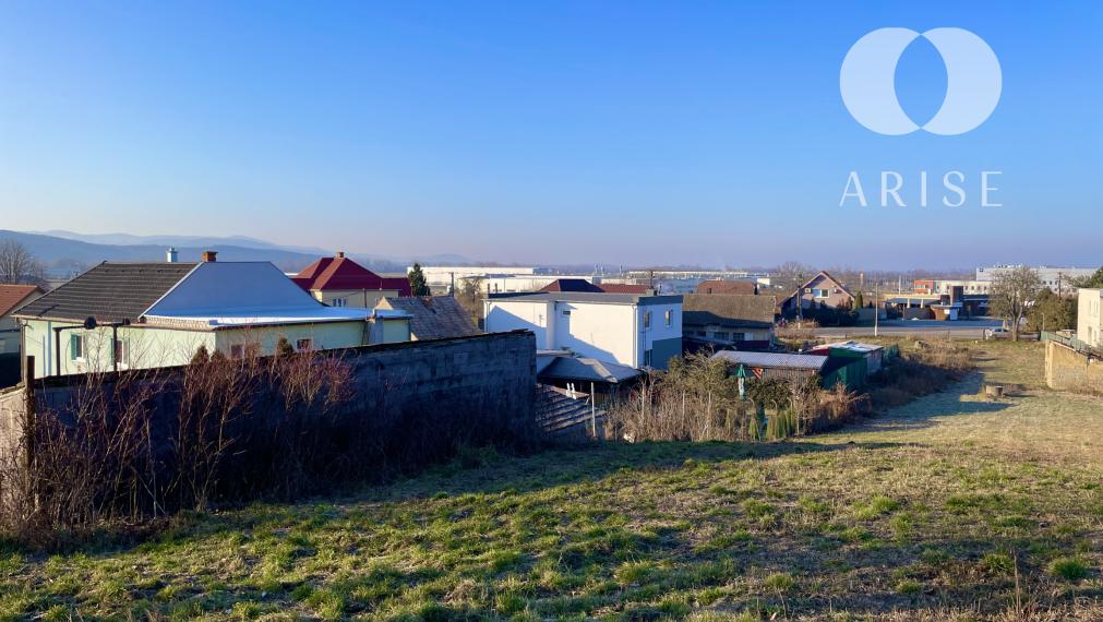 Arise | Pozemok s výbornou dostupnosťou – Malé Bielice