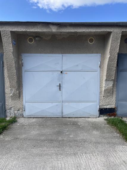 !REZERVOVANÉ!Ponúkame Vám na predaj garáž neďaleko centra mesta Partizánske