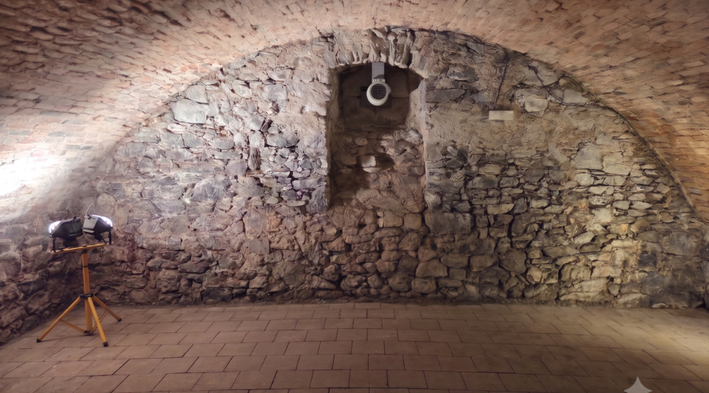ARISE | Predaj historickej pivnice