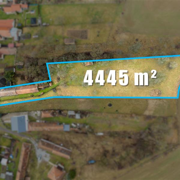 ARISE | Veľký pozemok s rodinným domom v obci Ješkova Ves