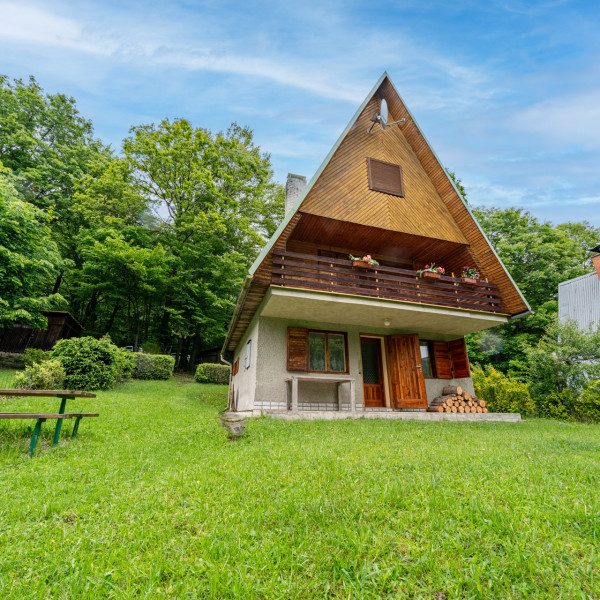 ARISE | Rekreačná chata s pozemkom Vtáčnik, okres Prievidza